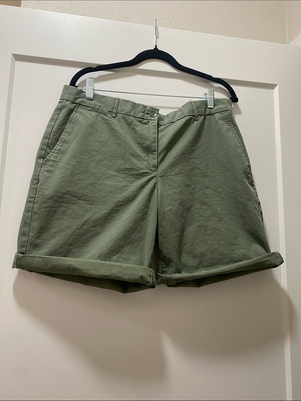 GAP Olive Green Khaki Pants